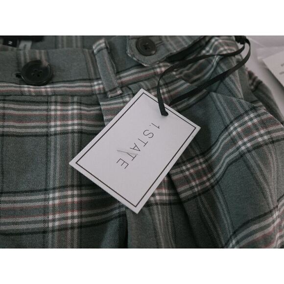 1.STATE Women's Summer Plaid Pleated Rolled-Cuff Shorts 2 - Picture 5 of 10